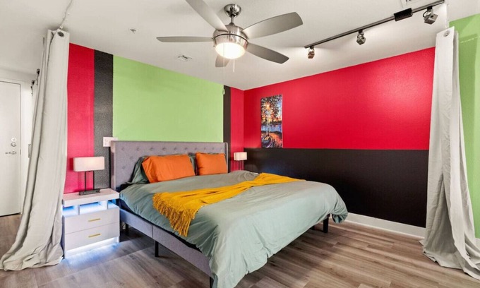 Wetmore Appartement | Six Flags/The Rim - Enchanting Modern Studio, King