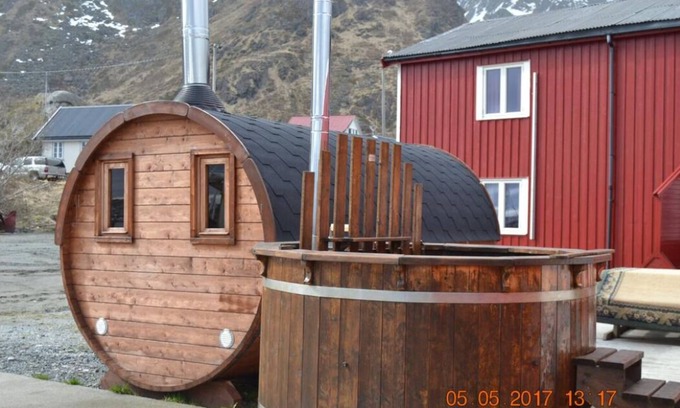 Ballstad Autre | Sjøstrand Rorbuer