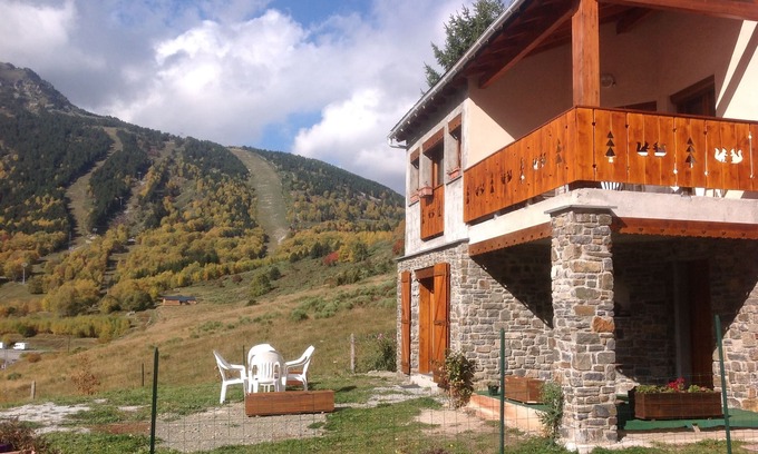 Porte-Puymorens Appartement | Ski, Randonnée, Balade et Shopping à 15 min de la principauté d'Andorre