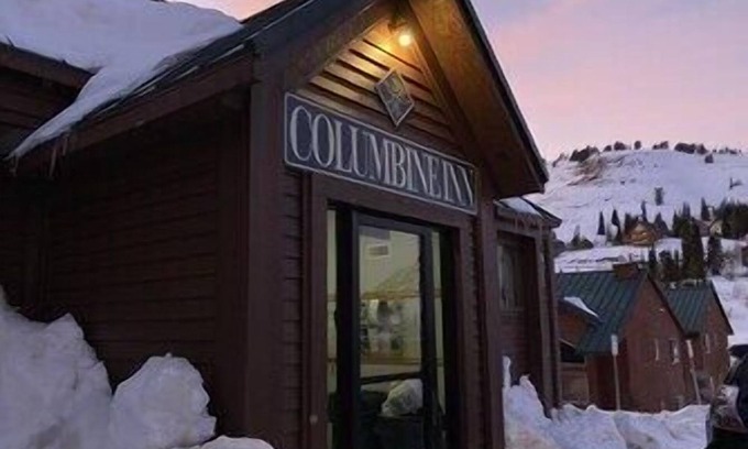 Powder Mountain Cabine | Ski in/out Powder Mountain Columbine Inn 101