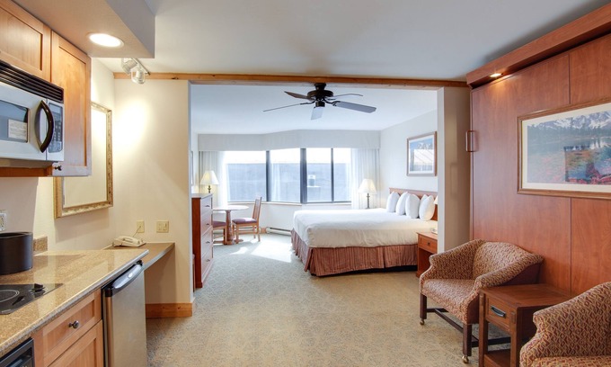 Crested Butte Appartement | Ski-In/Ski-Out Crested Butte Studio w/ Pool Access
