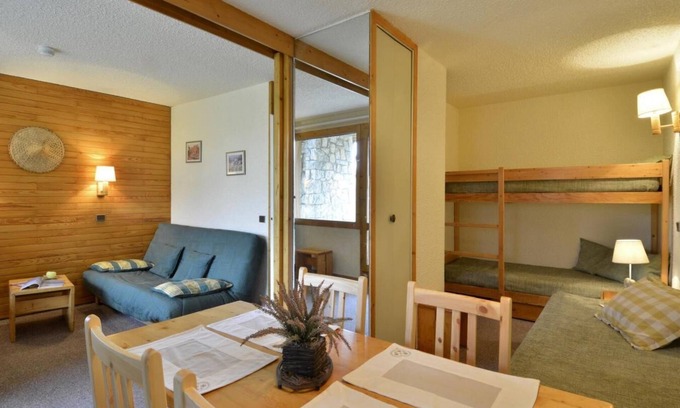 Belle Plagne Appartement | 100m du centre station, Rez-de-chaussée, vue pistes de ski, télévision, casier à ski, 28m²