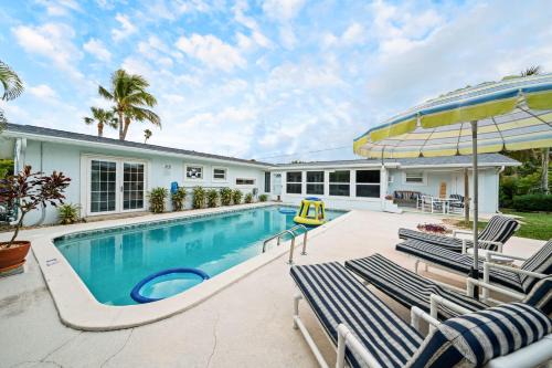 Harborview Maison | Skipper's Landing - 4 Bedroom with Heated Pool
