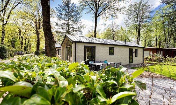 Ede Chalet De Ski | ✓ Sky at Bospark Ede ✓ Holiday home for 4 people ✓ Located in Ede (Gelderland) ✓ Holiday resort in the Veluwe region ✓ Book directly at the resort