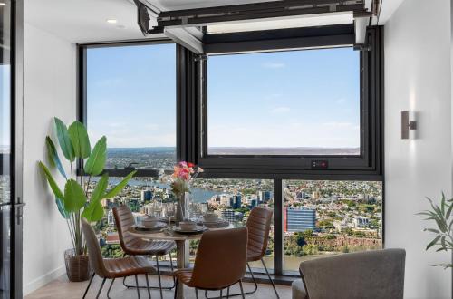 Brisbane Central Business District Appartement | Sky High Zen at Queens Wharf Level 59