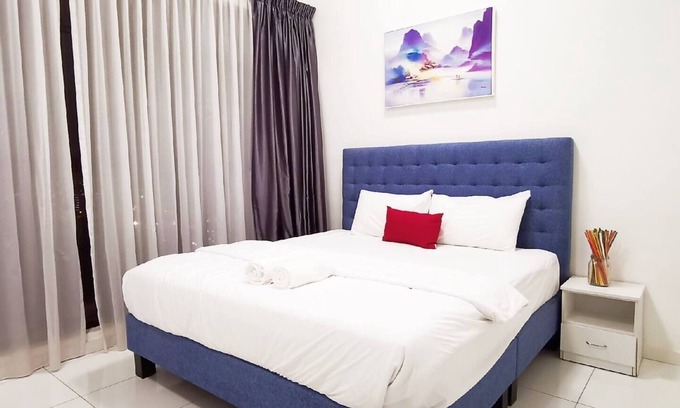 Bukit Indah Appartement | Sky Loft AEON (5pax -B17) @ JB City Homestay