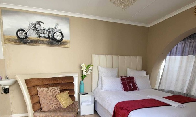 Randpark Ridge Maison | SKY VIEW GUEST HOUSE RANDPARK IDGE