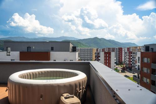 Brasov Appartement | Skylark - Vancouver Penthouse Premium with Jacuzzi and Panoramic View