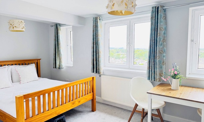 Gorgie Appartement | Stunning View - Jura - Private Members Club