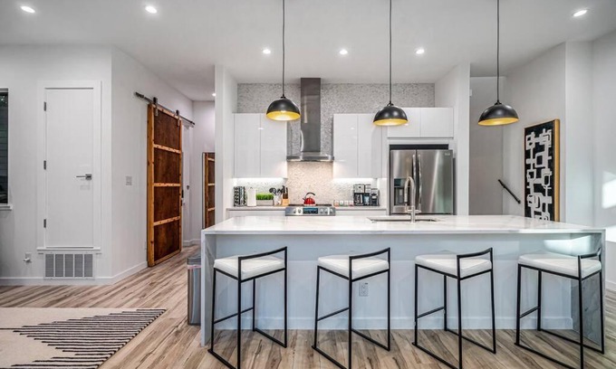 Cedars Villa | Skyline View Luxury 3 story Townhouse