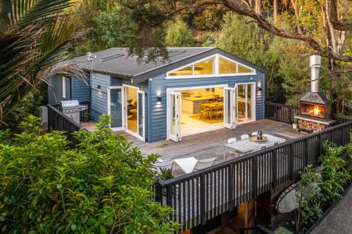 Waiheke Island Maison | Skyview Onetangi - Stay Waiheke