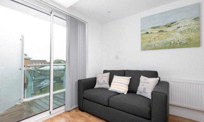 Grange Appartement | Skyvillion Tower Point City View