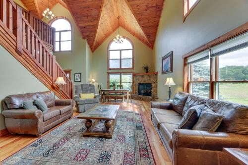 Snowshoe Maison | Slaty Fork Home about 6 Mi to Snowshoe Mountain Resort