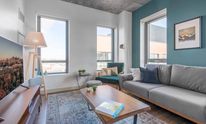 MIT Appartement | Sleek Kendall Sq 2BR, Gym, Doorman, walk to MIT by Blueground
