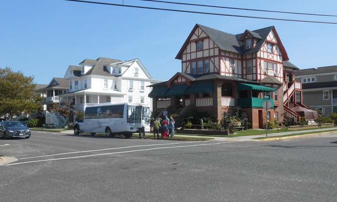 North End Maison | Retraites / Grands groupes, 2 maisons, Ocean City, pour 30 à 80 personnes, grande tente disponible