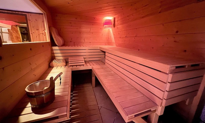 Alessandria Maison | Sleep in the SPA with water bed, wood-burning sauna, emotional shower and Kneipp