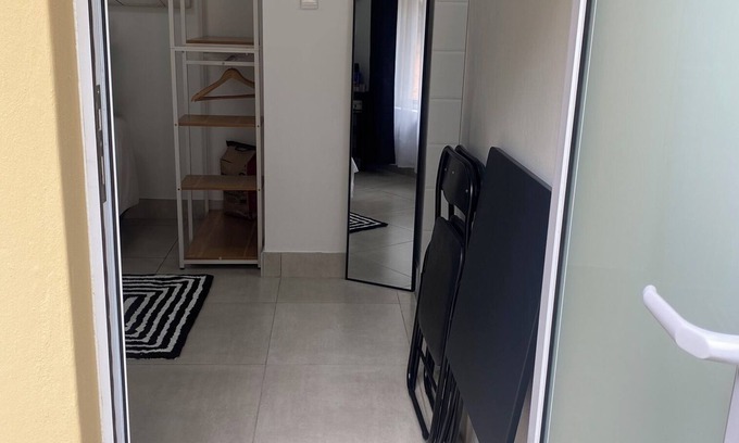 Constantia Park Appartement | Sleep on 489 – Private En-Suite Room for Business, Appointments & Events Travel