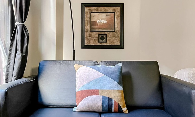 Downtown Springfield Appartement | Sleepover: Cozy Studio - Downtown Springfield