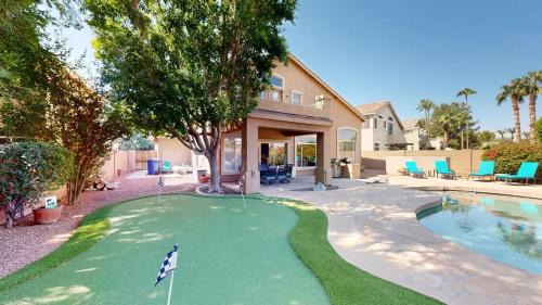 Chandler Maison | Sleeps 10 Heated Pool Putt Putt Dogs Welcome