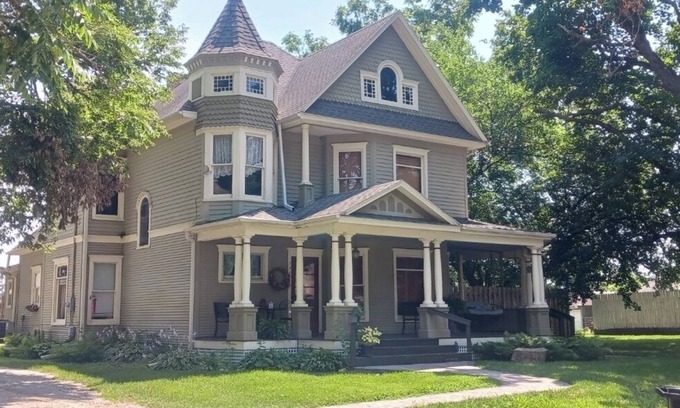 Dexter Maison | Le Victoria .... 4 chambres .... 20 min de West Des Moines ..