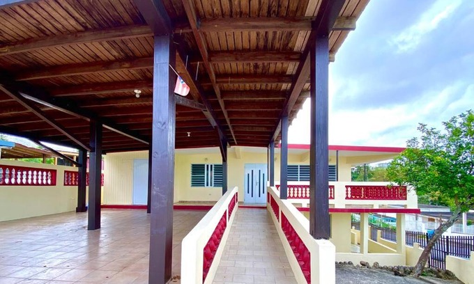 Hato Nuevo Maison | SLEEPS 12! CLOSE TO BEACHES/RESTAURANTS/ATTRACT