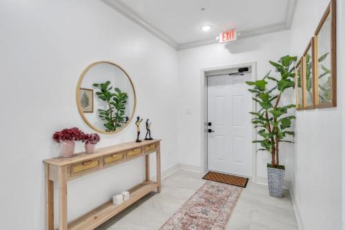 Tulane - Gravier Hôtel | Sleeps 24-spacious Suites Near Fq W Pool