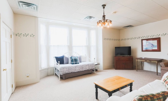 Corry Appartement | Sleeps 5 Fully Equipped Apartment Near Golf Courses