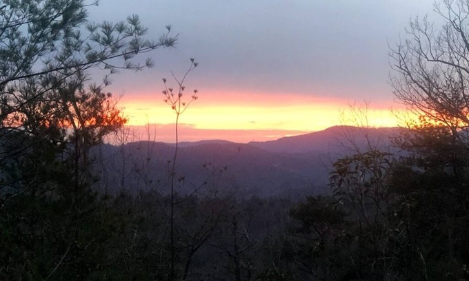Purlear Maison | 6 personnes! Suite privée vue sur la montagne de Blue Ridge Parkway