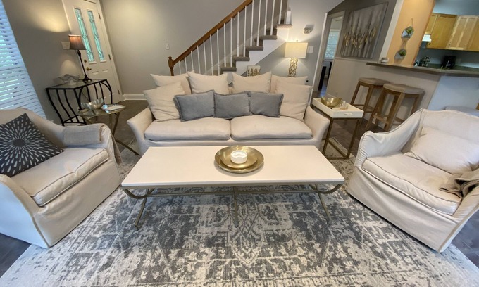 Covington Maison | Sleepy Lagoon Cottage - On 30 lush acres & just minutes from Downtown Covington!