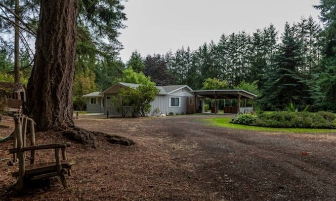 Sequim Maison | Sleepy Sasquatch Acres