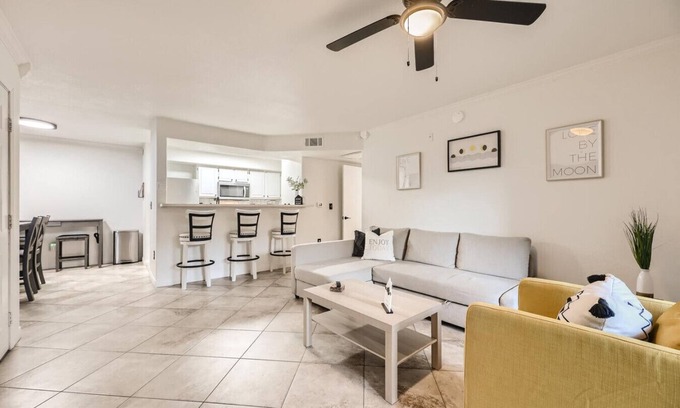 Silverado Ranch Copropriété | Slick Silver 1qu & sofabed1bath pool-spa gym1floor