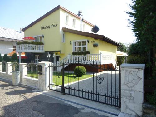Velka Lomnica Maison | Slnecny Dvor