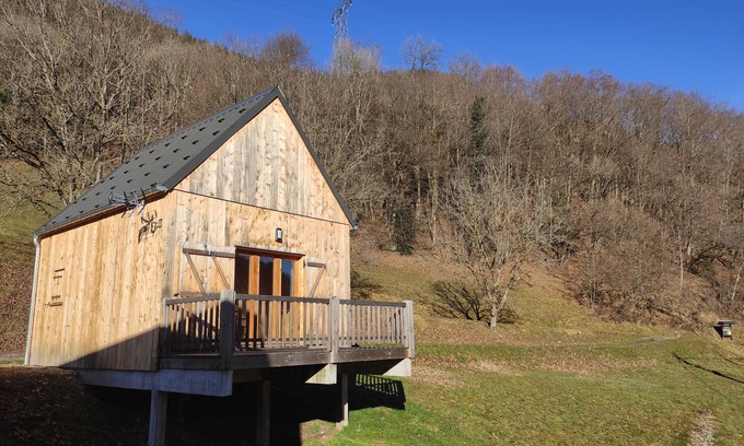 Queige Chalet De Ski | Petit chalet bois tout neuf sur 2 niveaux avec terrasse