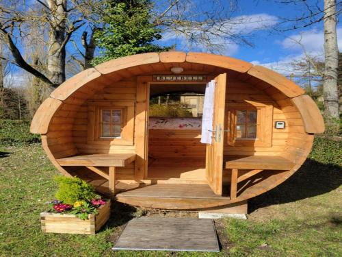 Abilly Maison | Small cosy Bluebell cabin in the French countryside
