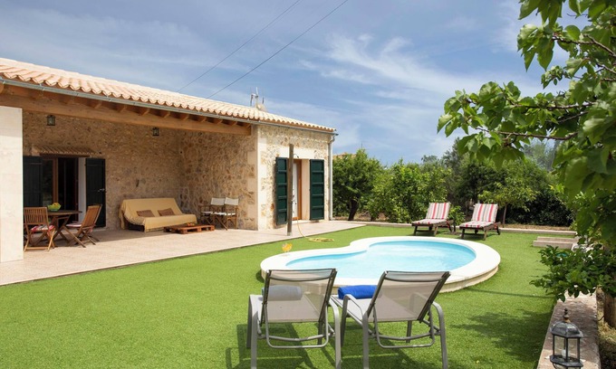 Selva Maison | Petite maison de campagne confortable avec piscine dans un endroit calme