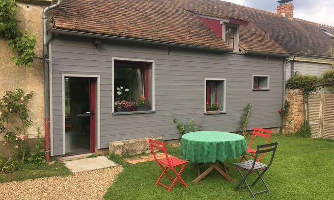 Roeze-sur-Sarthe Autre | Small gîte for 2 people in the countryside 20 minutes from the 24-hour race circuit