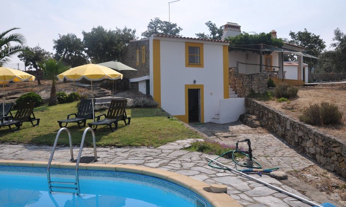 Santa Maria da Devesa Autre | Petite colline à Alentejo, Castelo de Vide, avec piscine