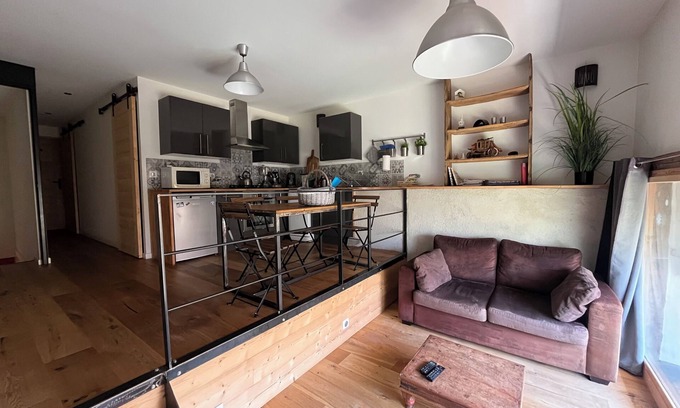 Chavanod Appartement | Petit appartement indépendant dans corps de ferme avec Climatisation