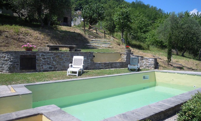 Guzzano-pieve di Controne Villa | Petite villa privée dans Hill Village, piscine et jardin, Bagni di Lucca, Toscane Ital