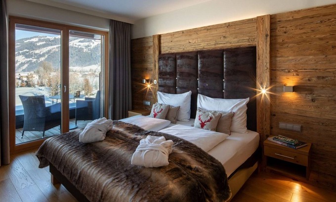 Westendorf Appartement | Small Junior Suite, SPA + pool, at the golf course, PURE Resort Westendorf
