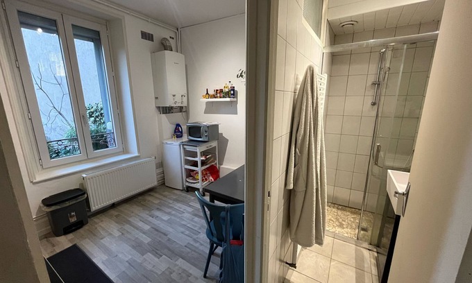 Poincare - Foch - Anatole France - Croix de Bourgogne Appartement | Small, quiet apartment 10 minutes from the station