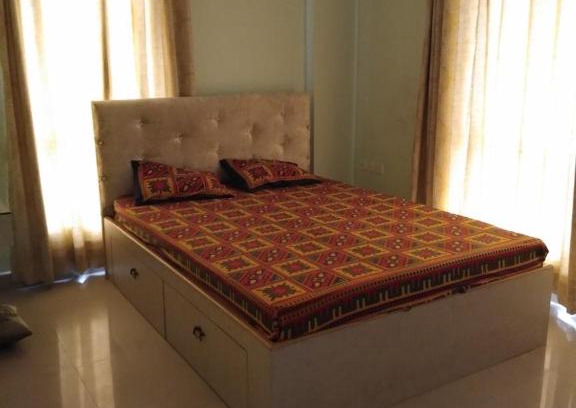 Dumdum Maison | smart airport couple friendly guset house