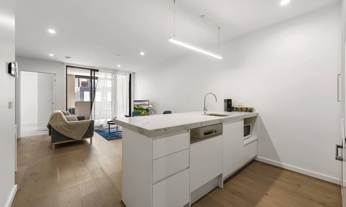 Moonee Ponds Appartement | Smart Two Bedroom & Bathroom Fun and Friendly Fully Equipped Apartment