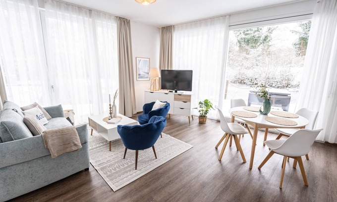 Bad Zwischenahn Maison | SmartFewo: Haus Wasser | Penthouse | Sauna | Park