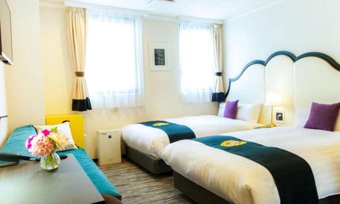 Kamata Hôtel | Smoking Twin room Breakfast buffet Standard / Ota-ku Tokyo