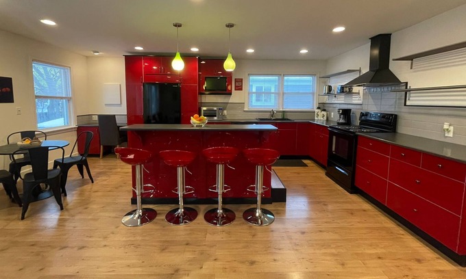 Byron Appartement | Snazzy 2-Bedroom Unit in the Heart of Byron