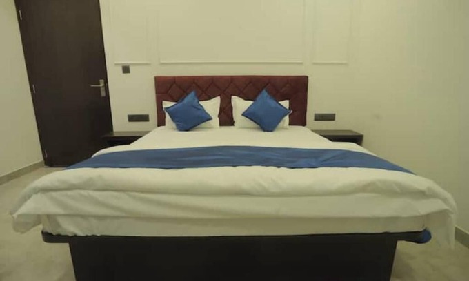 Gayariawas Maison | Snowdrop Home Luxury 2BHK Spacious Apt