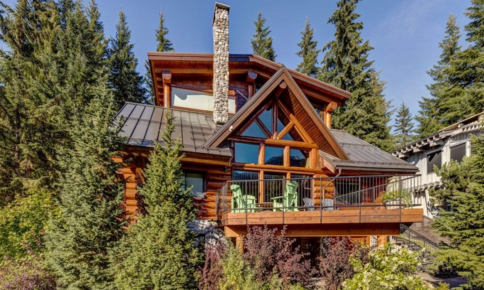 Nordic Estates Chalet De Ski | Snowridge Chalet 7