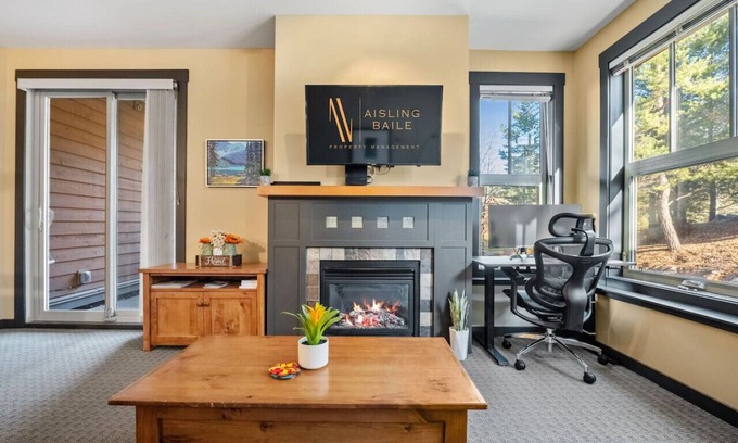 East Kootenay Appartement | Snowy Lodge | Ski-In/Out | Upper Village | Pets Ok