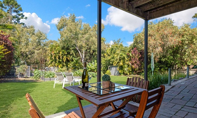 Yeppoon Maison | So close to town house with additional large self contained studio.